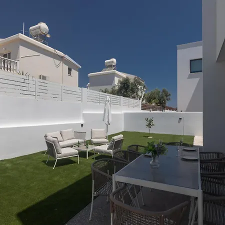 Semeli 8 Villa *