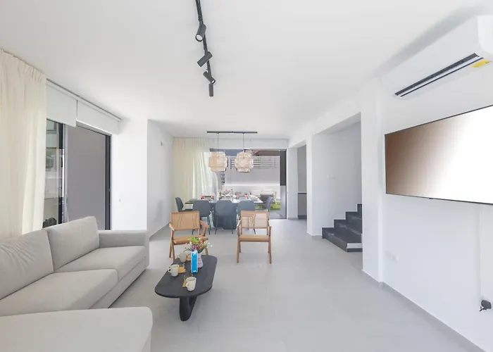 Semeli 8 プロタラス