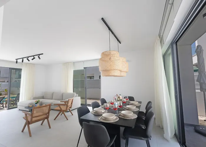 Semeli 8 ヴィラ プロタラス