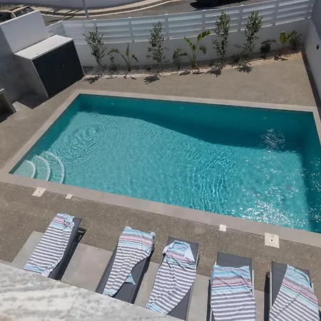 Semeli 8 * פרוטאראס